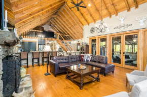 New Listing! The Laurel Mountain Chalet